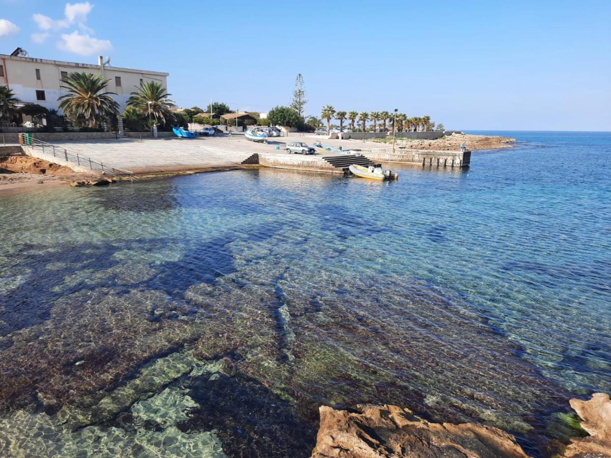 Casa Vacanza Tra Cielo E Mare กุสโตนาชี ภายนอก รูปภาพ